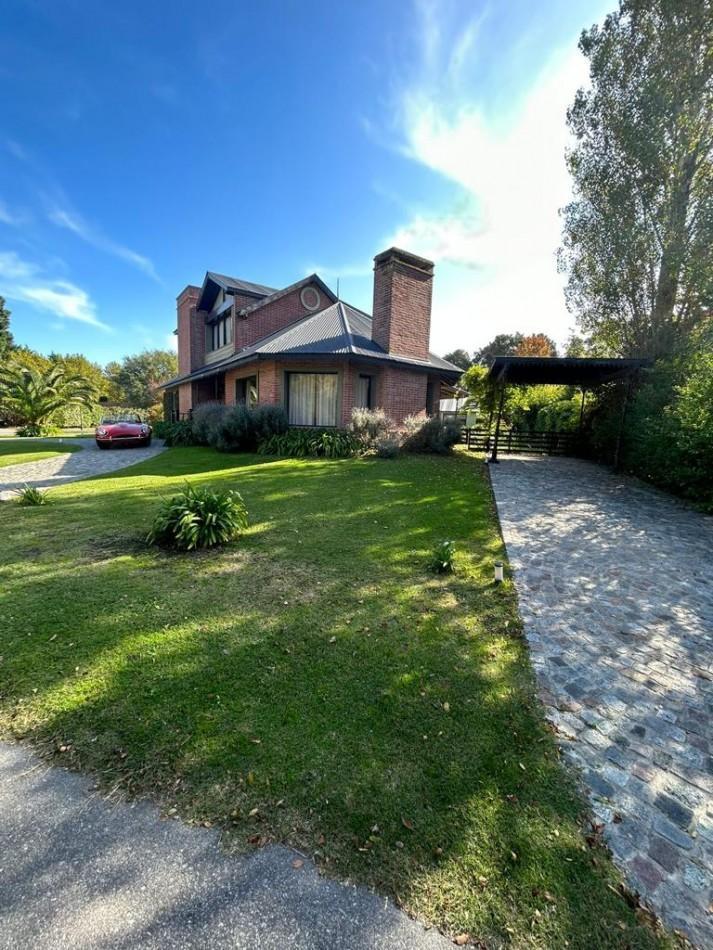 Chalet de Estilo en Rumenco, Los Pinos