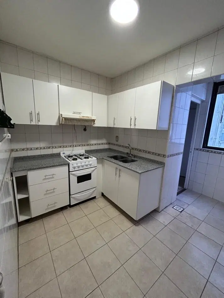 Departamento 3 Amb a la calle. Zona Centro 4