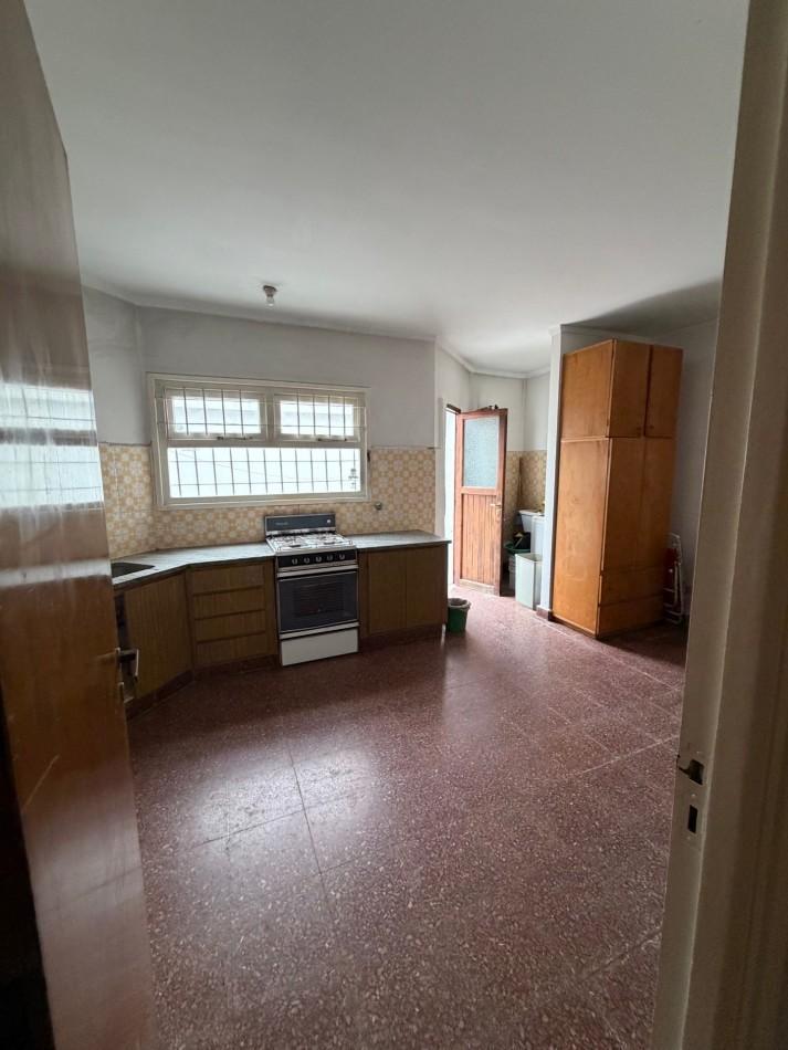 Foto de PH de 3 ambientes al frente en venta - Apto credito, imagen 4