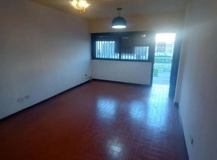 Duplex de 3 Ambientes sobre Viamonte 1