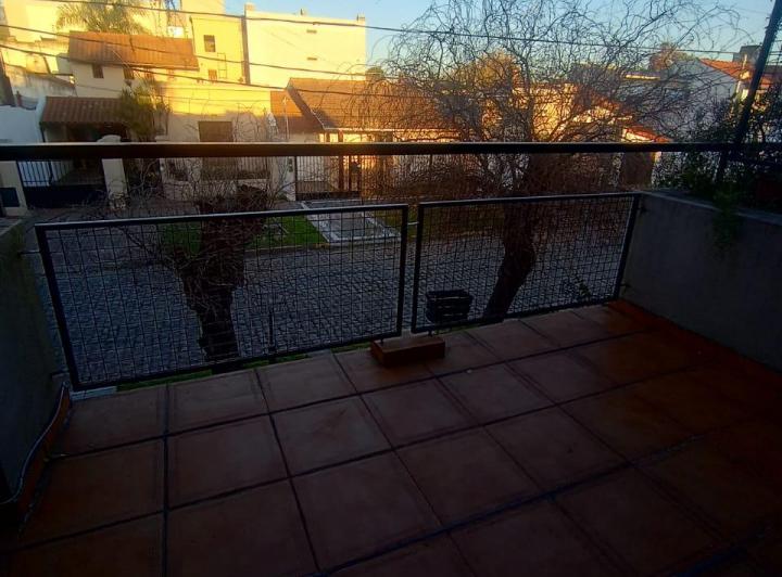 Duplex de 3 Ambientes sobre Viamonte 2
