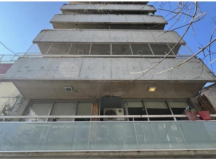 2 Amb , balcón aterrazado, Belgrano R. Dueño alquila 1