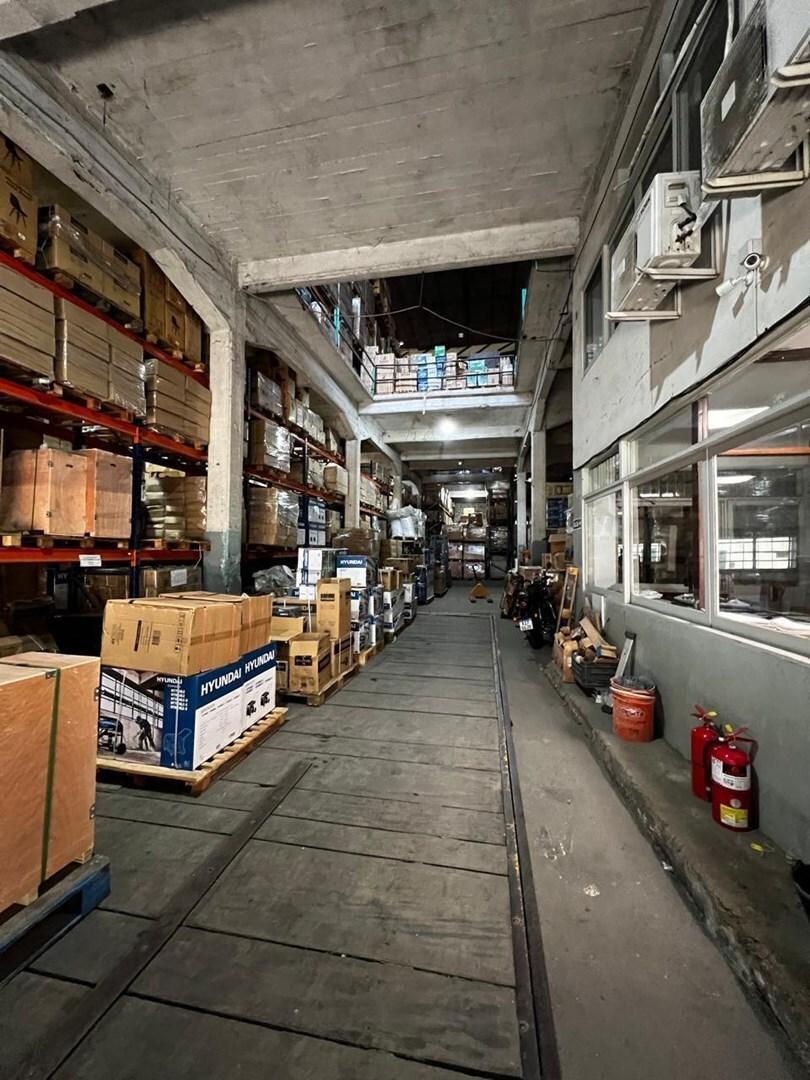 Foto de Depósito en Alquiler en Avellaneda, G.B.A. Zona Sur, Argentina, imagen 1
