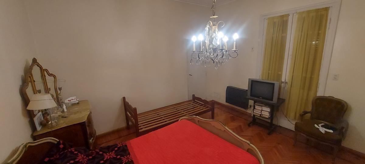 Foto de Departamento PH en Venta en Monte Castro, Capital Federal, Buenos Aires, imagen 3