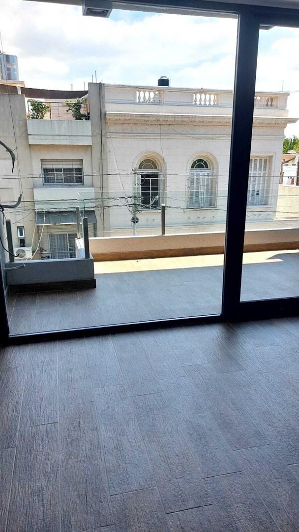 Foto de Departamento Dúplex en Venta en Flores, Capital Federal, Buenos Aires, imagen 3