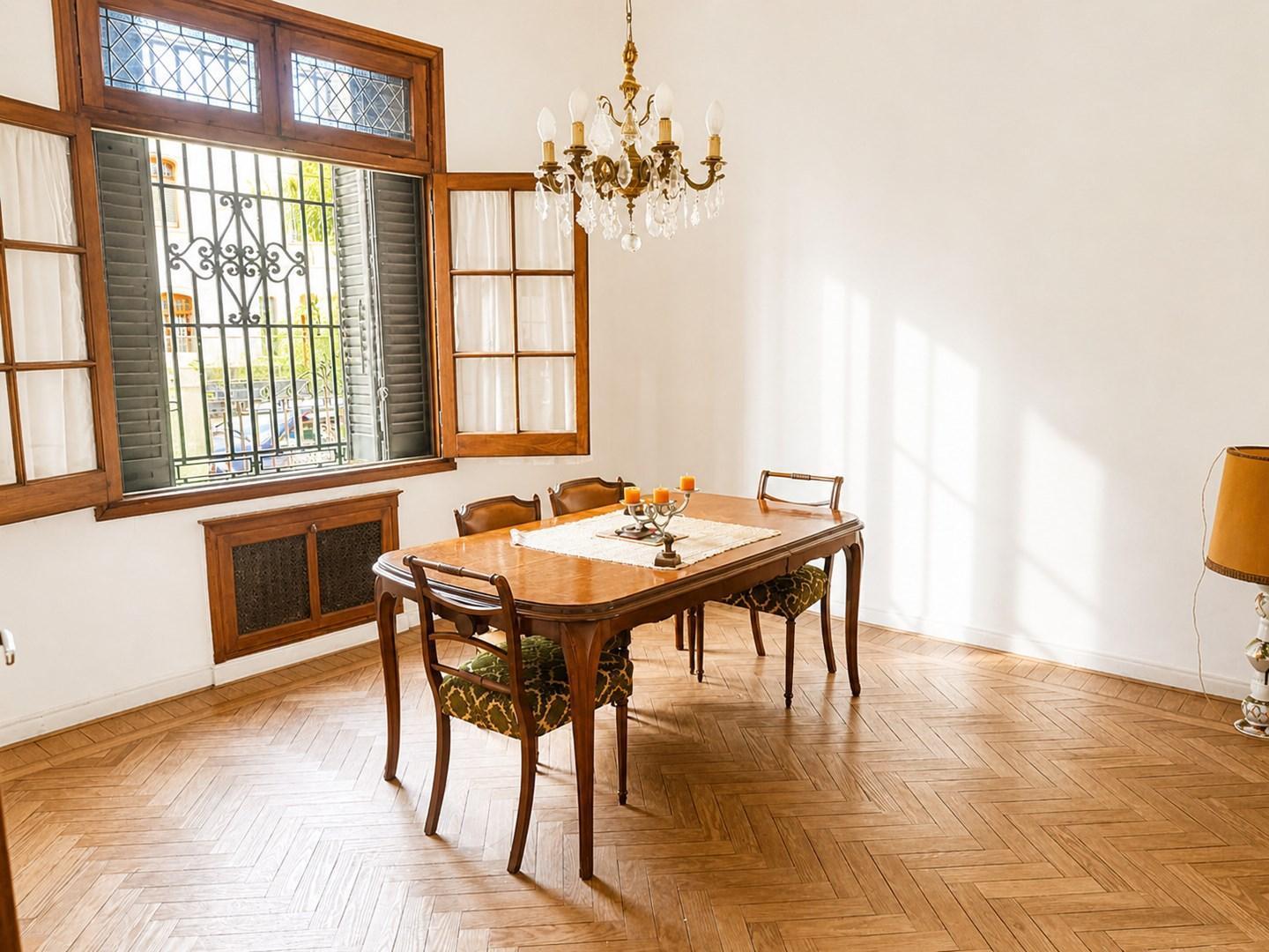 Foto de Casa Triplex en Venta en Villa Devoto, Capital Federal, Buenos Aires, imagen 3