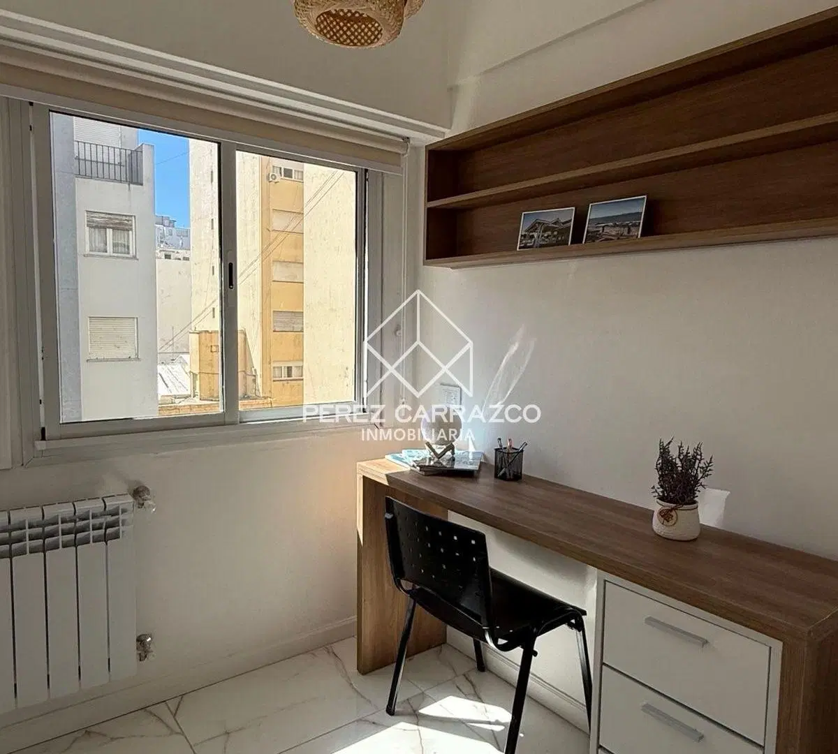 VENTA - Excelente departamento Reciclado 3 ambientes con escritorio 4