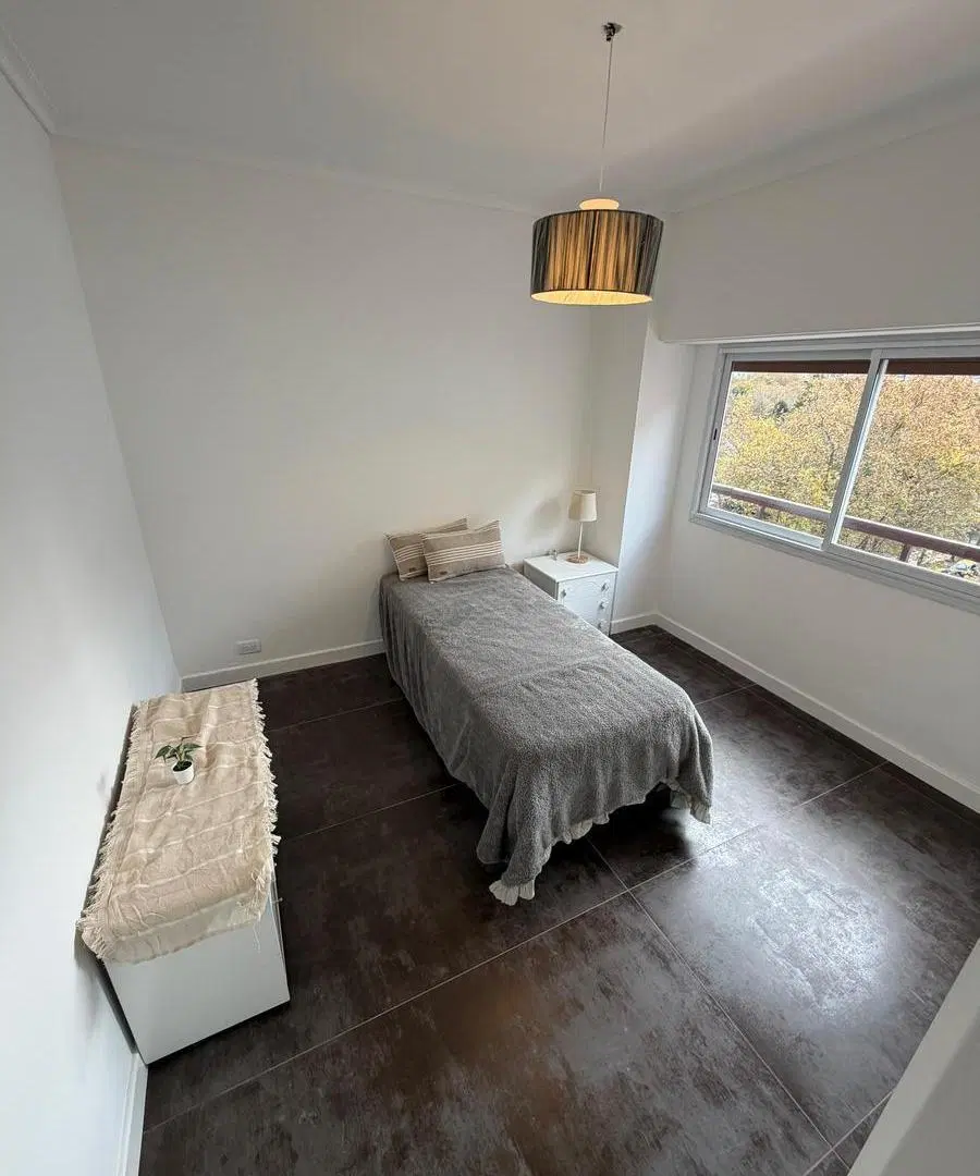 4 AMBIENTES Balcon TERRAZA y COCHERA 5