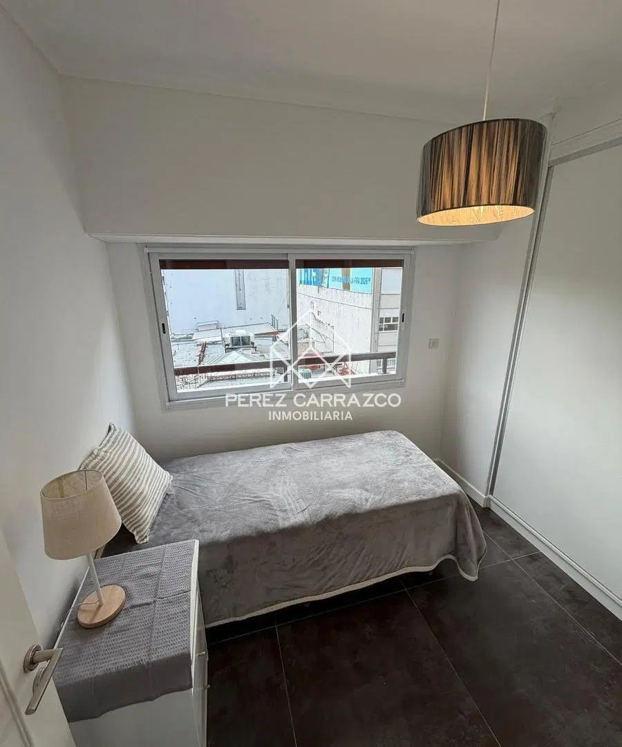 4 AMBIENTES Balcon TERRAZA y COCHERA 8