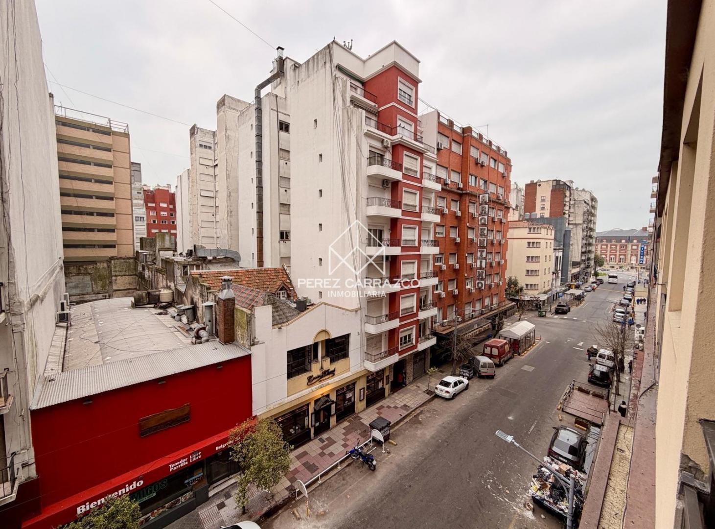 2 AMB CON BALCON A LA CALLE DEPENDENCIA Y LAVADERO - ZONA CENTRO