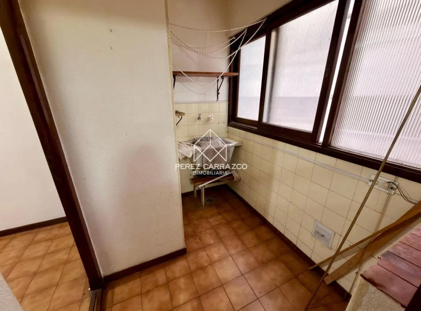 2 AMB CON BALCON A LA CALLE DEPENDENCIA Y LAVADERO - ZONA CENTRO 4