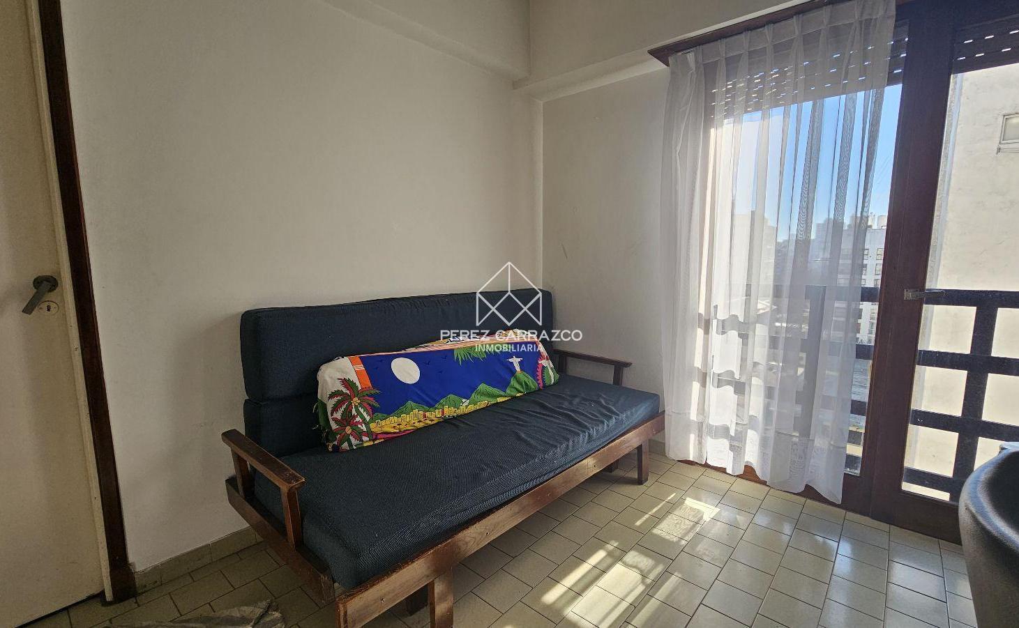 Foto de Ambiente c/ Balcon Frances, imagen 3
