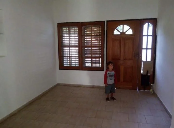 Dueña Alquila Amplia Casa 4