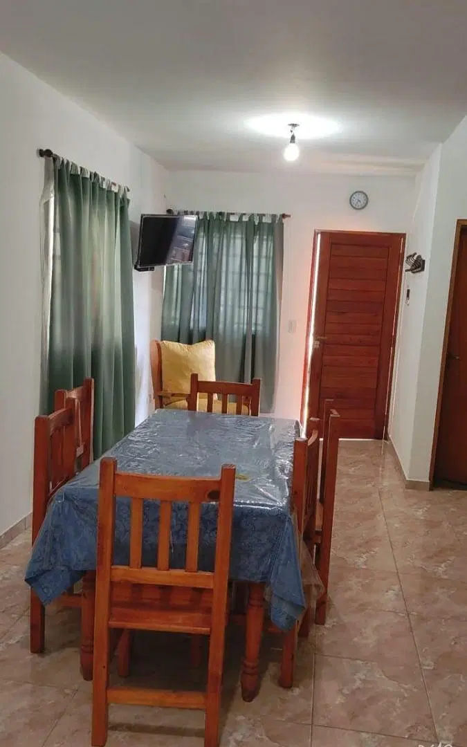 DUPLEX AL MEDIO AMOBLADO -ZONA PLAYAS AMPLIAS!! 4