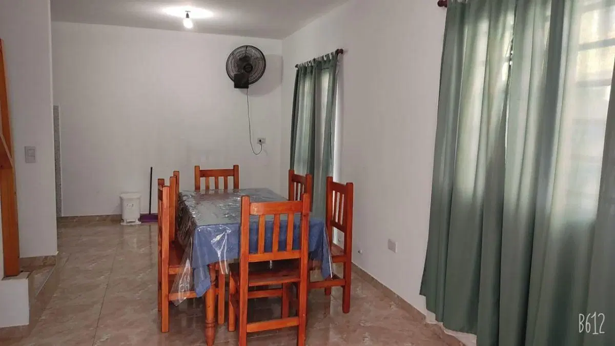 DUPLEX AL MEDIO AMOBLADO -ZONA PLAYAS AMPLIAS!! 1
