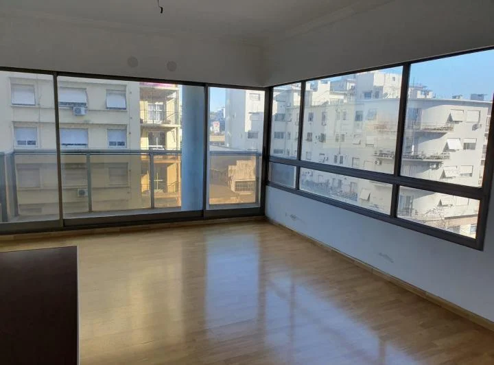 Semipiso en alquiler-San Juan y Av Paseo Colon 2