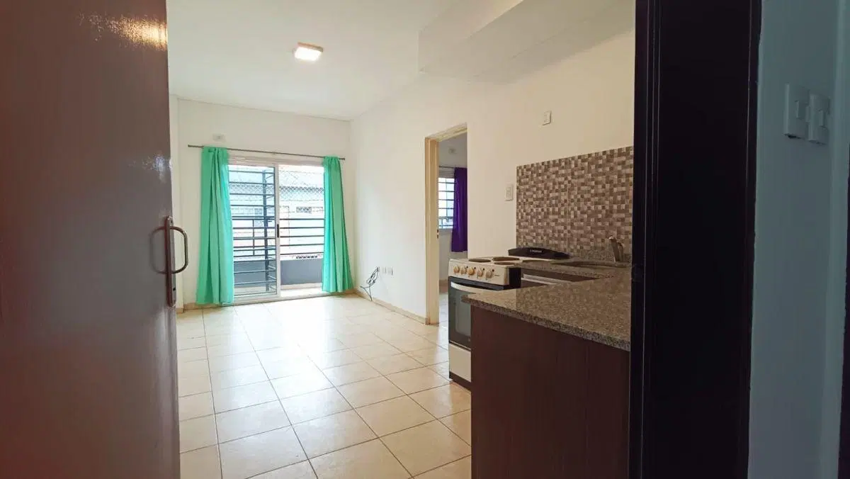 DEPARTAMENTO 2 AMBIENTES AL FRENTE EN ALQUILER - Boulevard de los Italianos 99 - Villa Dominico 2