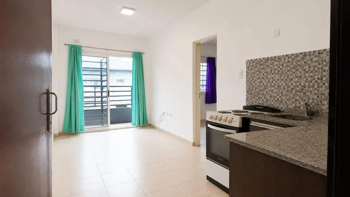 DEPARTAMENTO 2 AMBIENTES AL FRENTE EN ALQUILER - Boulevard de los Italianos 99 - Villa Dominico 4