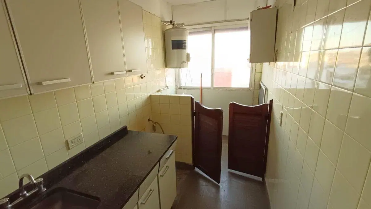 DEPARTAMENTO DE 2 AMBIENTES EN ALQUILER - WILDE CENTRO 3