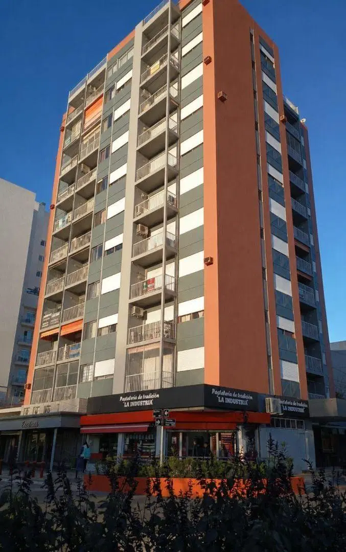 DEPARTAMENTO DE 2 AMBIENTES EN ALQUILER - WILDE CENTRO 5