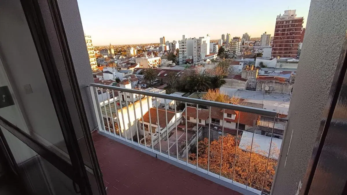 DEPARTAMENTO DE 2 AMBIENTES EN ALQUILER - WILDE CENTRO 8
