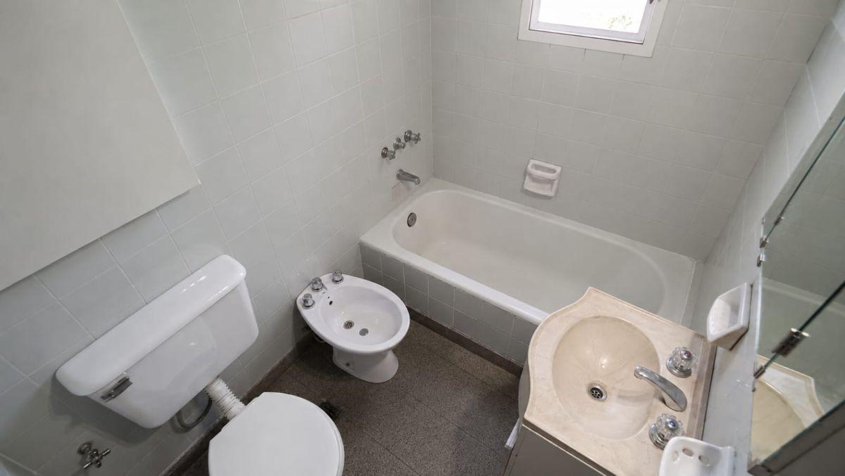 Foto de DEPARTAMENTO DE 2 AMBIENTES EN ALQUILER - WILDE CENTRO, imagen 4