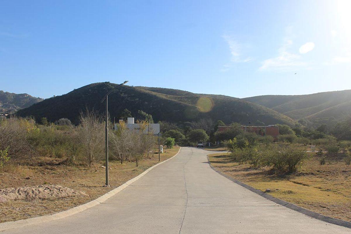 COLINAS DE LA DESEADA VENTA LOTE