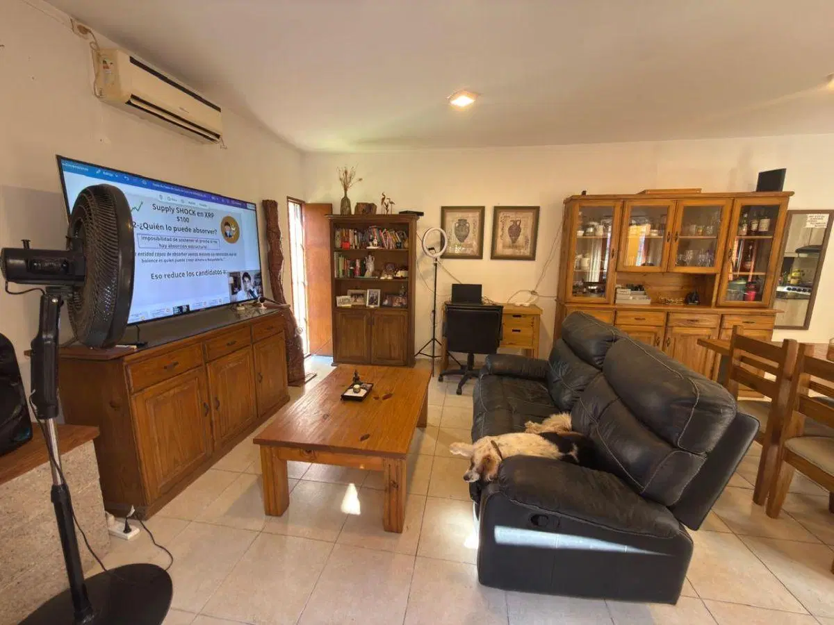 Espectacular casa con pileta y quincho | 3 dorm. | Villa Allende 4