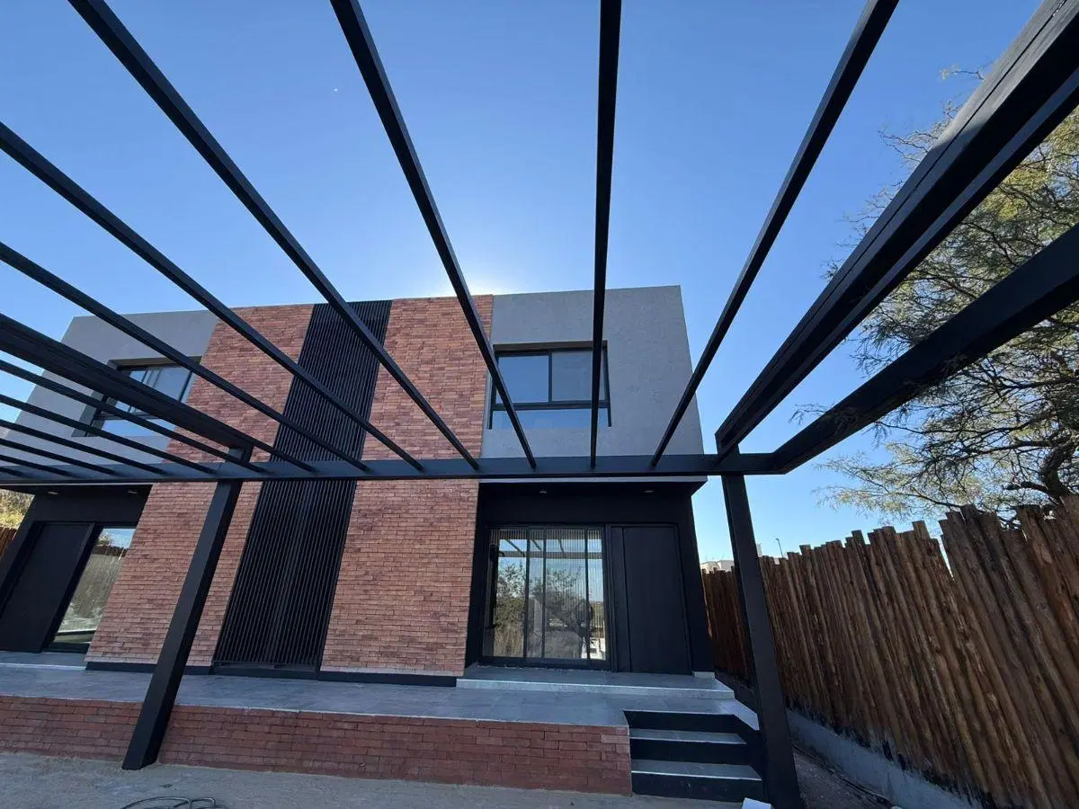 Hermoso dúplex de categoría en Housing Las Marías Villa Allende 1