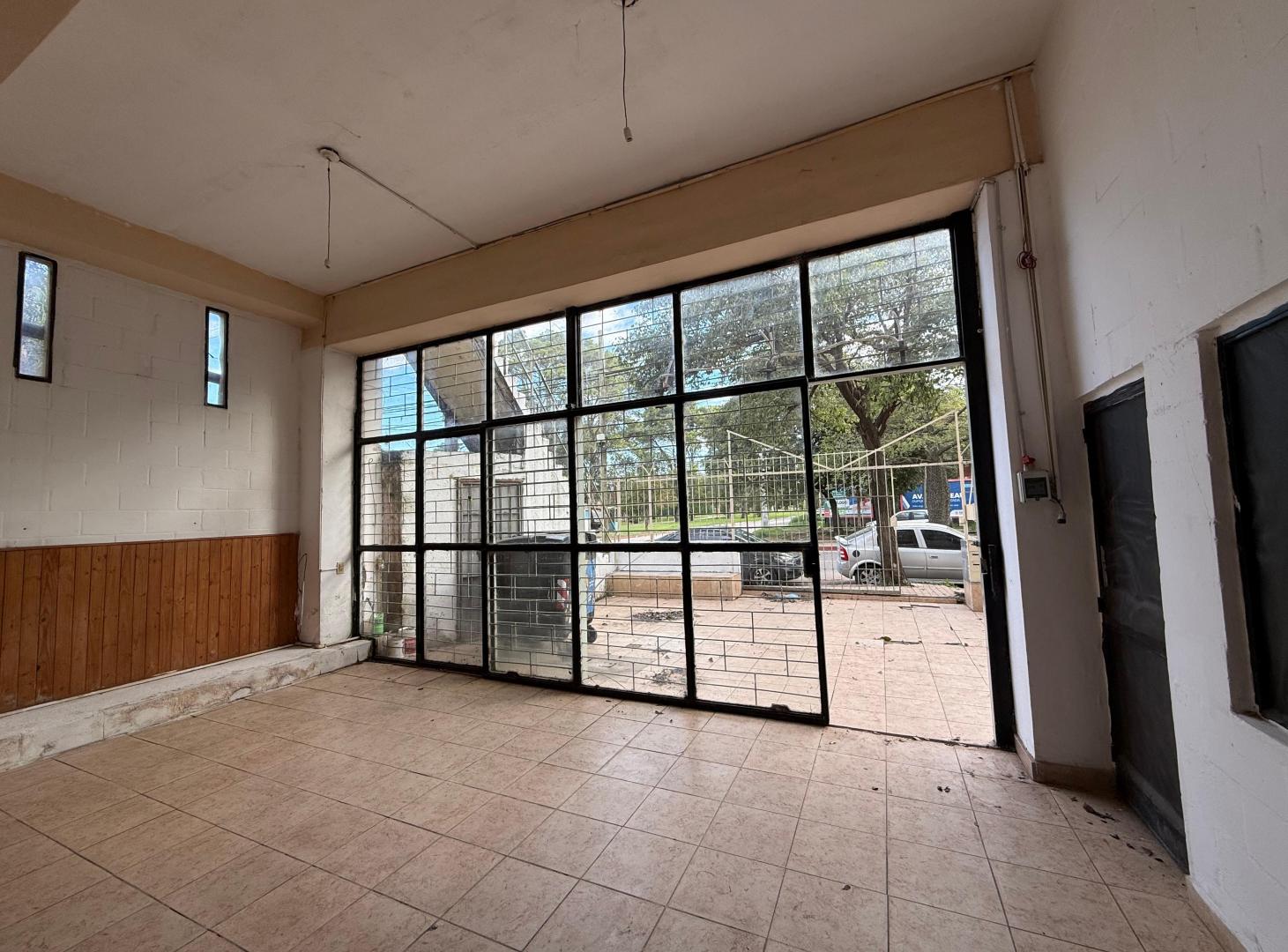 Foto de Alquiler de Local Comercial en Donato Álvarez 9986, Villa Allende, imagen 2