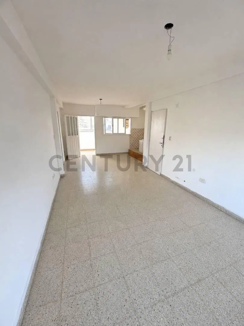 Departamento en Esquina Céntrica privilegiada 5