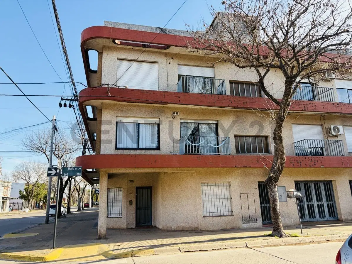 Departamento en Esquina Céntrica privilegiada 4
