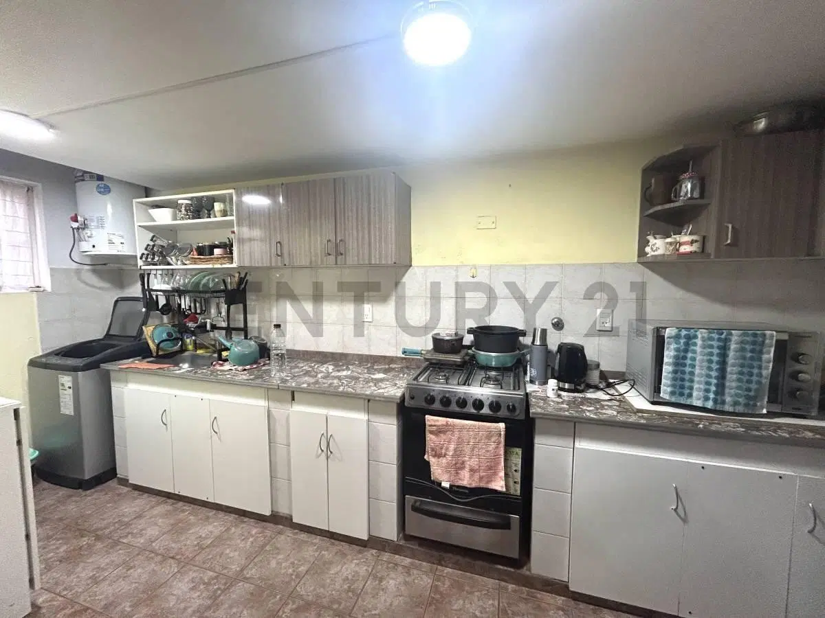 Casa con gran patio y mucho potencial - Venado Tuerto 3
