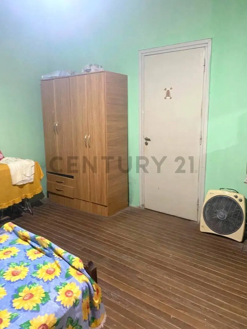 Casa en venta - SANTA ISABEL 5