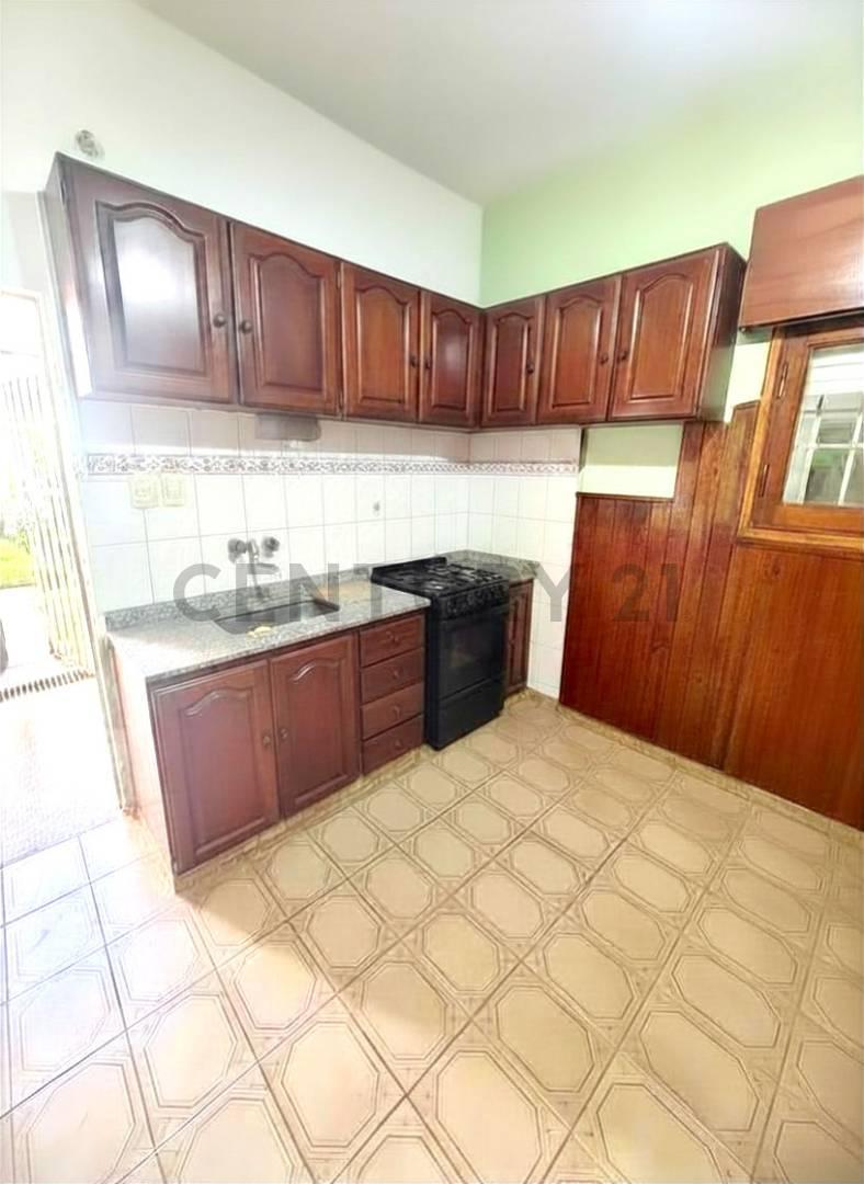 Foto de IMPECABLE CASA LISTA PARA MUDARSE | 2 dormitorios, amplio patio y doble, imagen 5