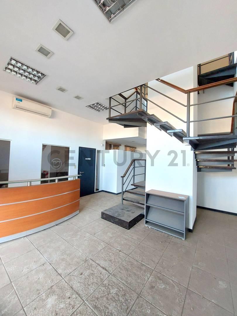 Foto de OFICINAS COMERCIALES SOBRE RUTA 8 | VENADO TUERTO + DEPÓSITO, imagen 3