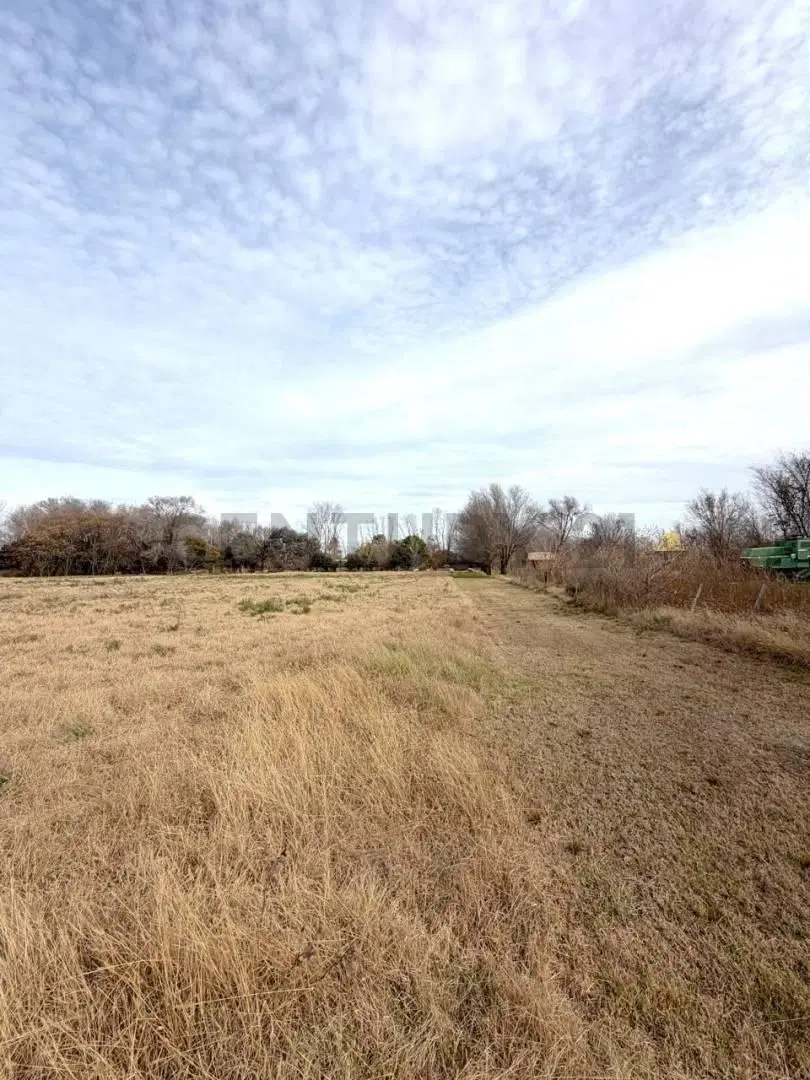 Terreno de 2.037m2 sobre Ruta 4-S de 24,55m x 83m 5