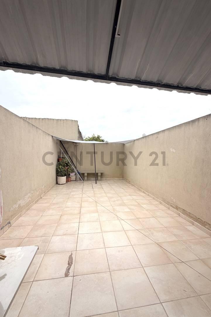 Foto de Departamento 2 dormitorios con Patio seco y Cochera. VENADO TUERTO, imagen 3