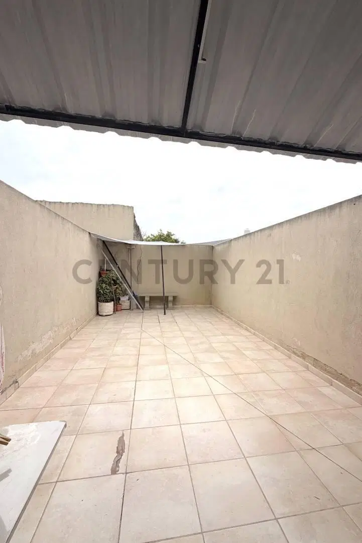 Departamento 2 dormitorios con Patio seco y Cochera. VENADO TUERTO 3