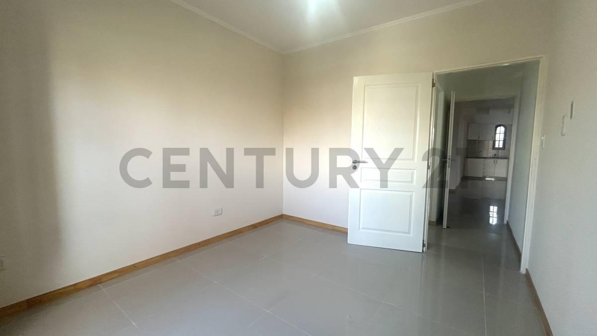 Foto de Casa de 3 Dormitorios a solo 4 cuadras del centro. VENADO TUERTO, imagen 4