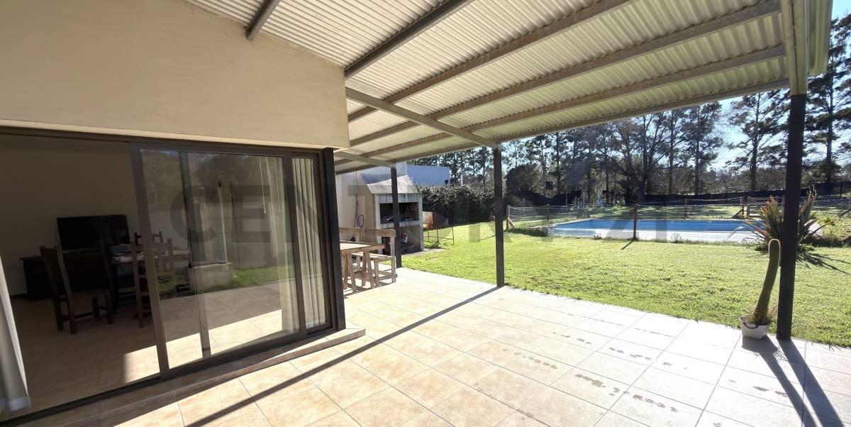 Foto de Casa quinta en Barrio Los Pinos - VENADO TUERTO, imagen 1