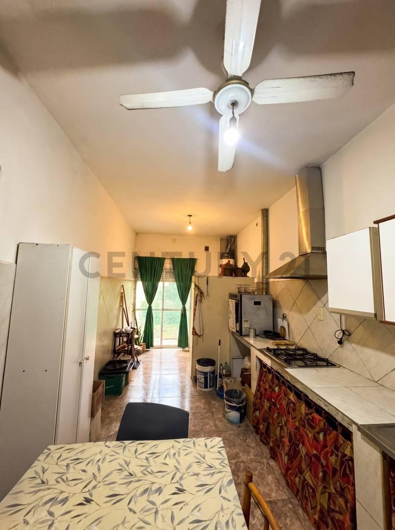 Foto de CASA 2 DORMITORIOS EN PLENO CENTRO - VENADO TUERTO, imagen 3