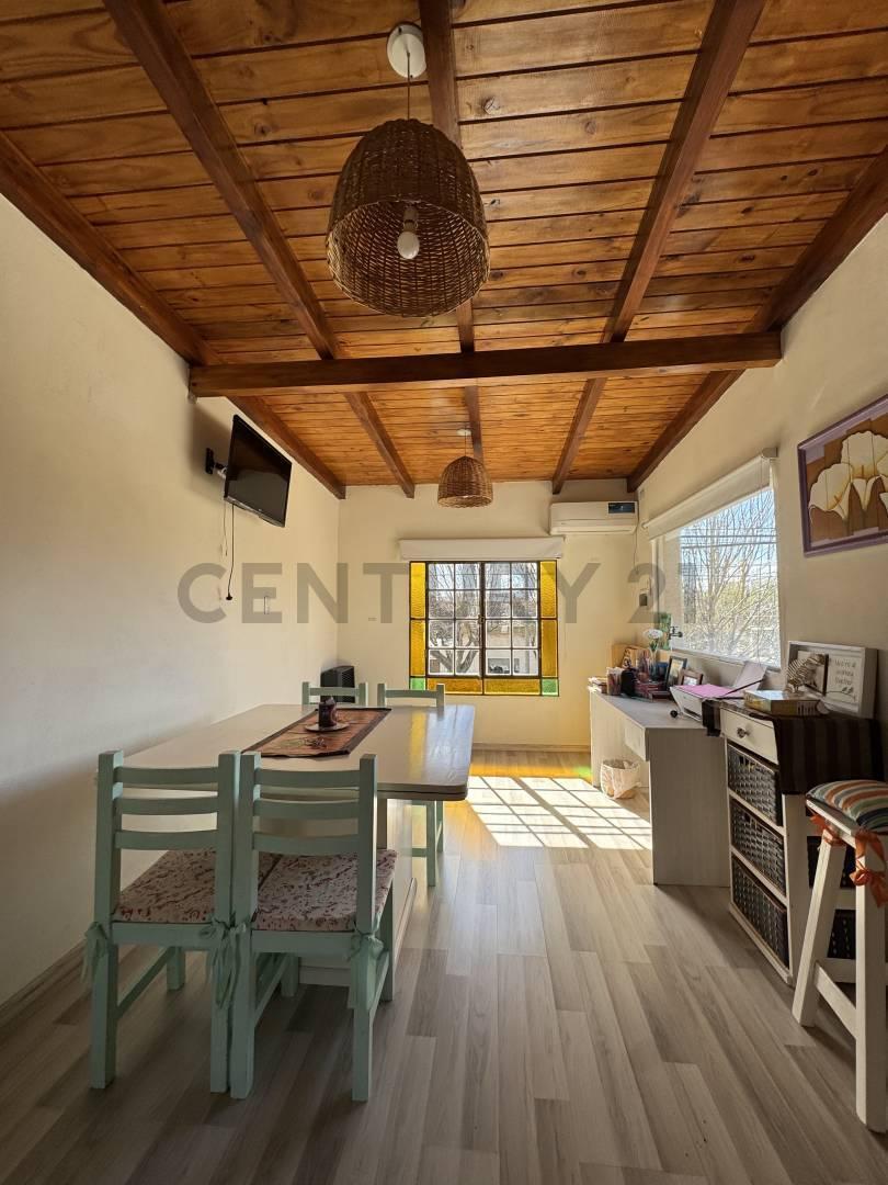 Foto de Casa en esquina de dos plantas – VENADO TUERTO, imagen 3