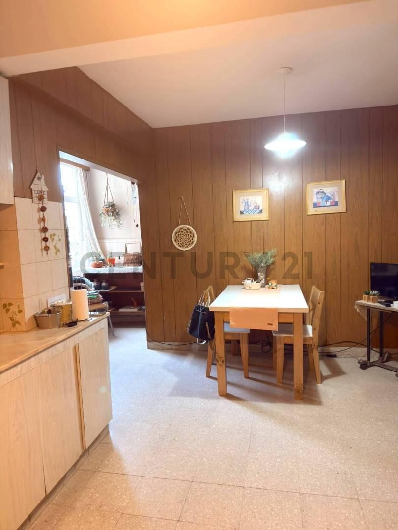 Foto de AMPLIO DEPARTAMENTO DE 3 DORMITORIOS EN PLENO CENTRO - VENADO TUERTO, imagen 5