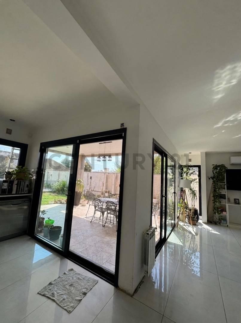 Foto de Casa moderna de excelente calidad en venta – VENADO TUERTO, imagen 3