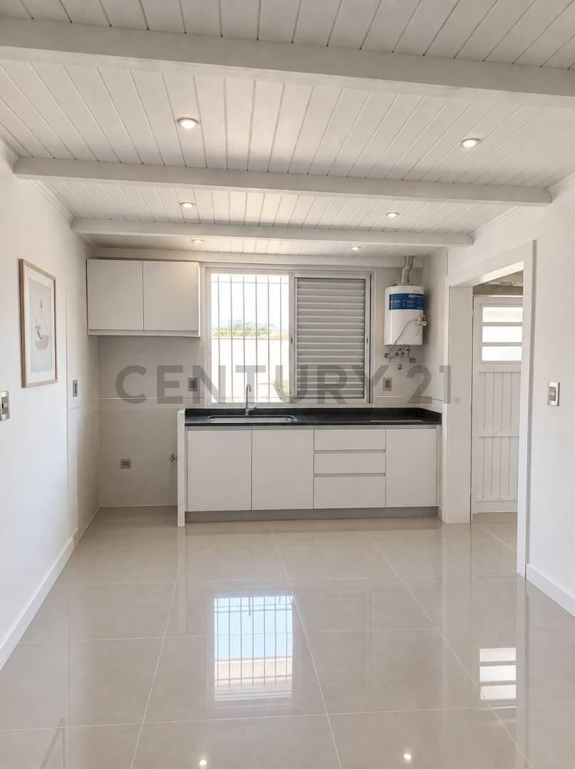 Foto de Casa Céntrica + Departamento independiente ambas a estrenar. VENADO, imagen 3