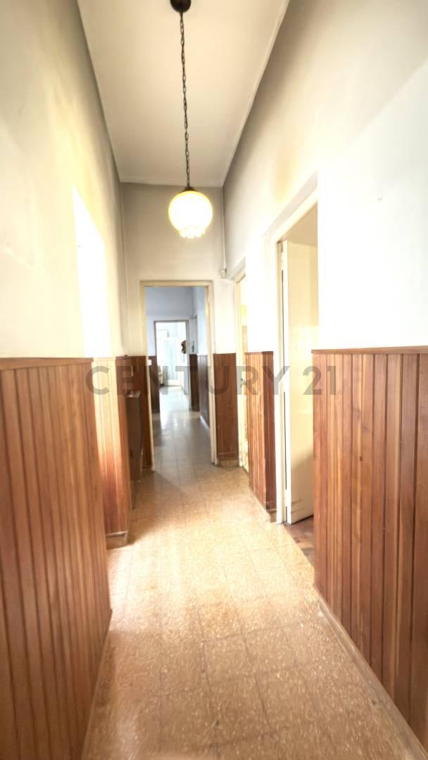 Foto de Casa 3 Dormitorios con Patio a Pasos de Calle Belgrano - VENADO TUERTO, imagen 2