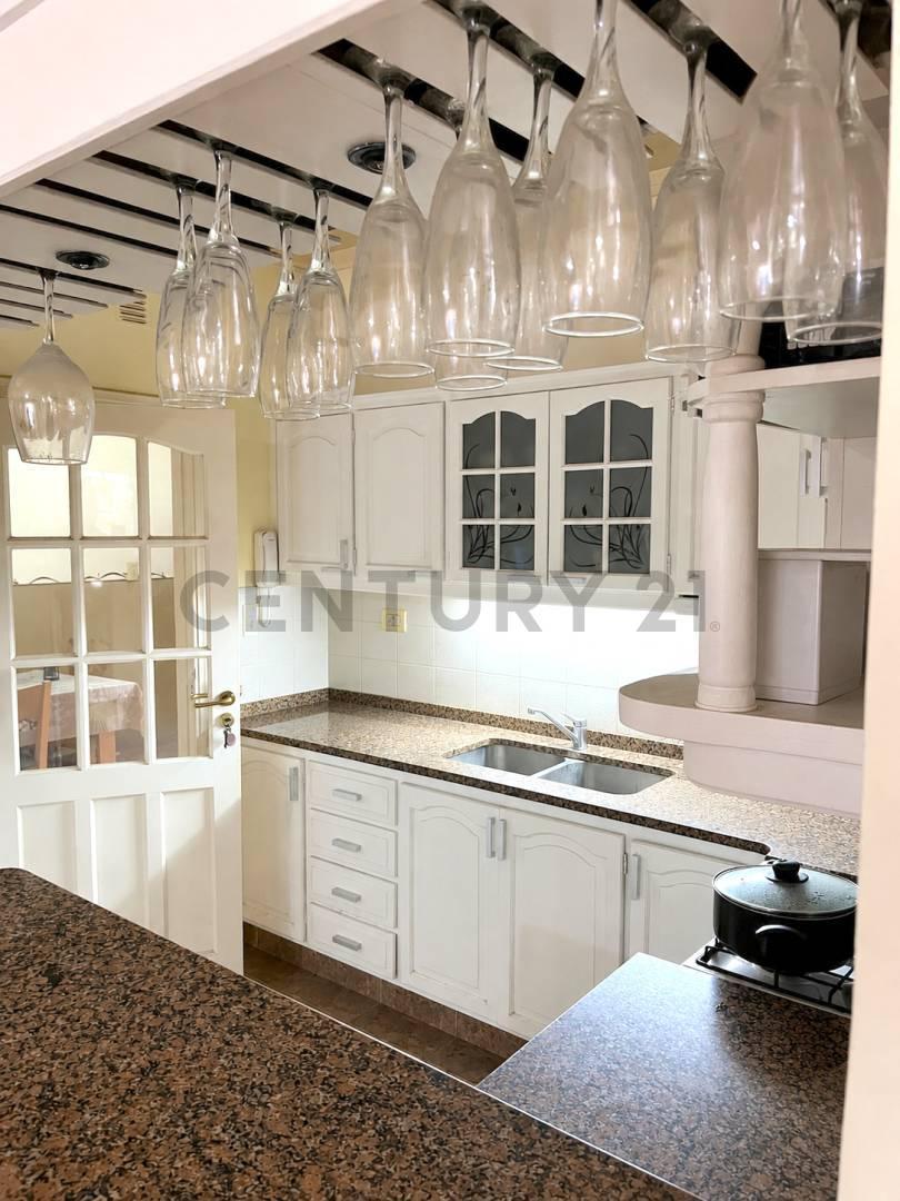 Foto de Casa de dos plantas con cochera cubierta en excelente zona de Venado, imagen 4