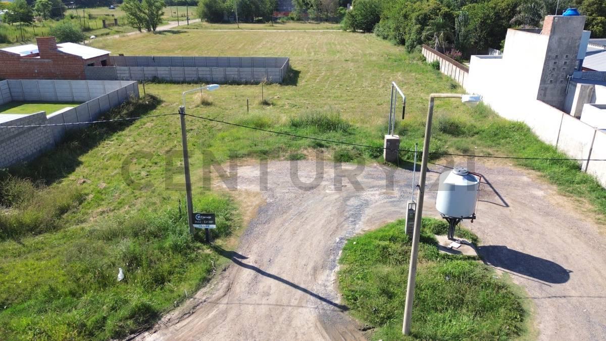 Foto de Terreno amplio. Ideal inversión o vivienda. Barrio El cruce. VENADO, imagen 1