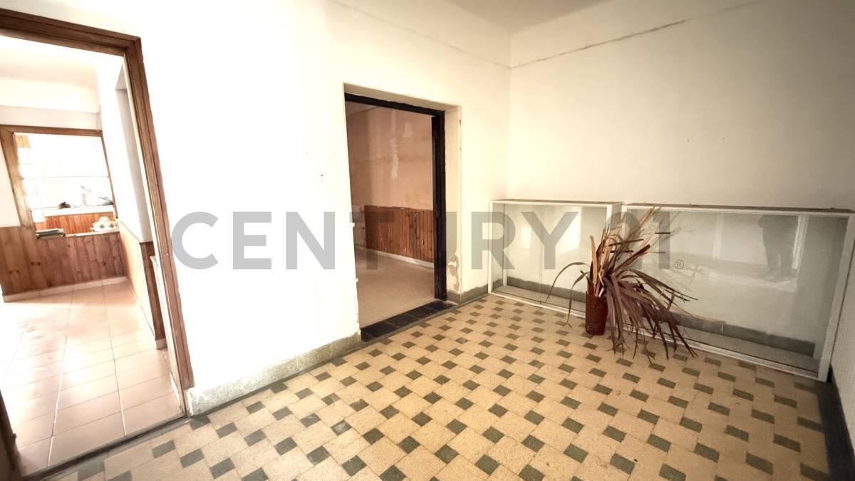 Foto de CASA EN VENTA. MICROCENTRO. ZONA DE BANCOS Y COMERCIOS. VENADO TUERTO., imagen 3